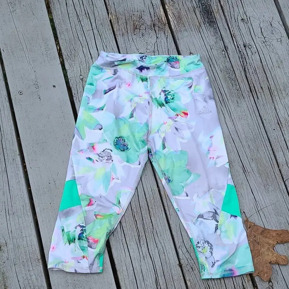 Adidas Big Girl Alpha Printed Capri tights -M - Picture 3 of 4